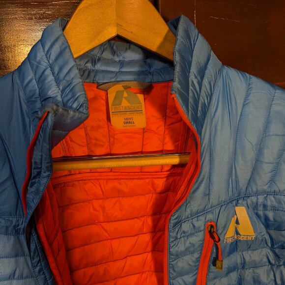 Eddie Bauer First Ascent 800 fill Down Vest - Small - Picture 2 of 6